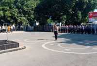 Suasana gelar pasukan dalam rangka Operasi Mantap Brata Turangga 2018 di Lapangan Apel Polres Sikka, Rabu (19/9)