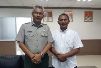 Penjabat Bupati Sikka Mekeng P. Florianus pose bersama Sekretaris Utama BNPB Doddy Ruswandi, Kamis (6/9) di Jakarta;