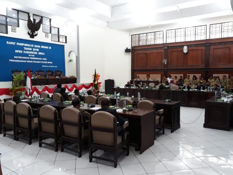 Foto: Suasana sidang paripurna di DPRD Sikka