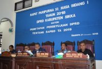 Suasana paripurna penetapan persetujuan DPRD Sikka tentang RAPBD TA 2019, Senin (31/12/2018) lalu