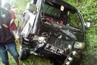 Inilah kondisi mobil pick up setelah kejadian kecelakaan lalulintas yang berujung maut di ruas jalan Maumere-Nita, Sabtu (9/1)