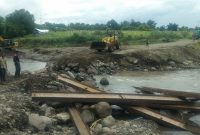 Kondisi jembatan darurat di Dagemage Desa Kolisia Kabupaten Sikka yang putus lagi, Selasa (12/3)