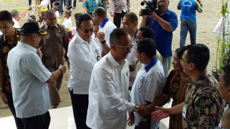 Mensos RI Agus Gumawang Kartasasmita melakukan kunjungan kerja di Maumere Kabupaten Sikka, Selasa (19/3)