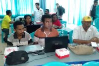 Pengurus dan operator partai politik di Kabupaten Sikka mengikuti Rapat Koordinasi Persiapan Penerimaan LPPDK di Aula Henrik, Rabu (27/3)