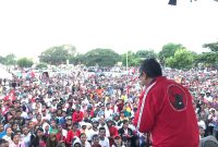 Sekjen PDI Perjuangan Hasto Kristianto lampanye di Lapangan Umum Kota Baru Maumere, Selasa (9/4)