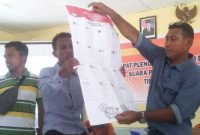 Suasana rekapitulasi penghitungan suara pemilu 2019 di PPK Alok Kabupaten Sikka beberapa waktu lalu