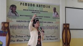 Ketua PP Pemuda Katolik Karolin Margret Natasa beberapa waktu lalu di Kabupaten Sikka
