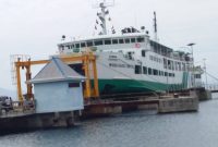 KMP Windu Karsa Dwytia di Pelabuhan Penyeberangan Kewapante Kabupaten Sikka