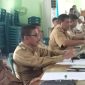 Beberapa camat mengikuti rapat koordinasi penanggulangan rabies, Selasa (16/7)