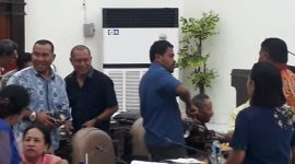 Suasana ruang rapat paripurna, Kamis (5/9), di mana nyaris terjadi bentrok antara anggota Dewan