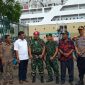Forkopimda Sikka pantau suasana di Pelabuhan Laurens Say Maumere, Selasa (24/12)