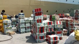 Advokat mentah yang siap diberangkatkan ke Makasar dengan menggunakan KM Bukit Siguntang, Selasa (7/1)