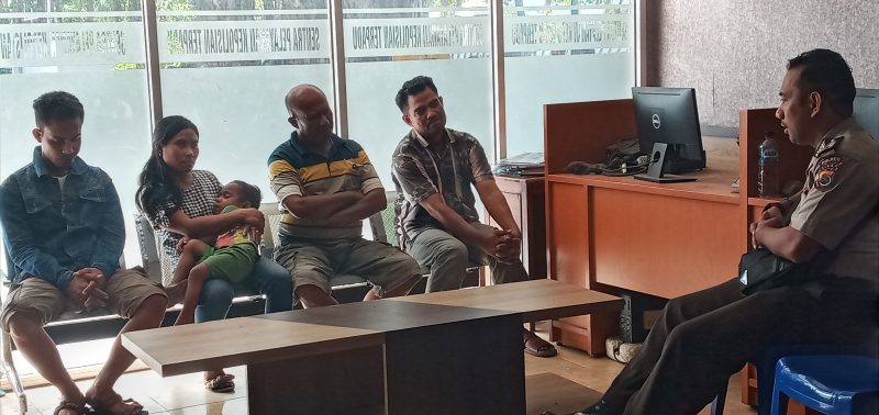 Polisi tengah memfasilitasi persoalan kisah cinta kakak adik ipar, Jumat (10/1)