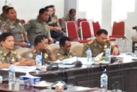 Pelaksana Tugas Kasat Pol PP dan Damkar menghadiri RDP di Gedung DPRD Sikka, Selasa (28/1)