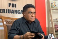 Jurubicara DPP PDIP Andreas Hugo Pareira