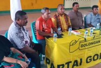 Ketua Golkar Sikka dan Panitia Musda X Golkar menggelar konperensi pers, Kamis (20/2)