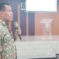 Pelaksana Tugas Kepala Dinas Kabupaten Sikka Petrus Herlemus memaparkan kondisi DBD di Kabupaten Sikka, Senin (24/2)