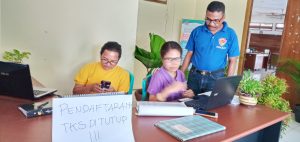 Dinas Lingkungan Hidup Rekrut 100 TKS Bersihkan Sampah