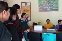 Sejumlah calon TKS hendak melamar kerja di Kantor Dinas LH Sikka, Rabu (11/3)