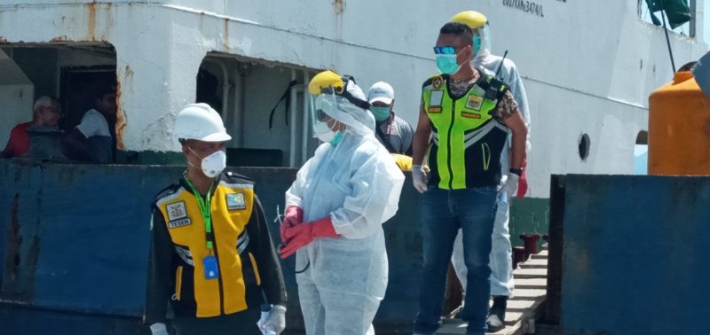 Dokter Clara Francis usai melakukan pemeriksaan ABK terduga Covid, Rabu (25/3)