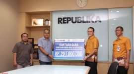 Bantuan dana Karyawan BPJS Kesehatan untum pengadaan alat pelindung diri bagi tenaga kesehatan dalam menangani virus corona