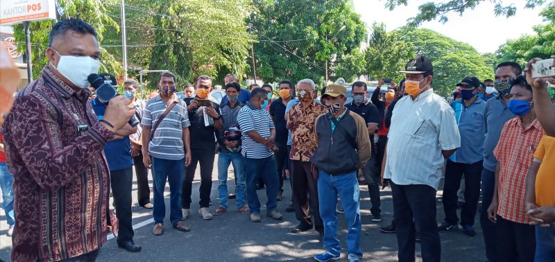 Bupati Sikka koordinasi dengan Camat, Kepala Desa, dan Lurah, Jumat (24/4)