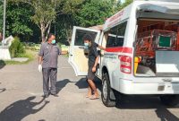 Stephen tiba di lokasi karantina di Kantor Dinas Kebudayaan dan Pariwiasata Kabupaten Sikka, Senin (27/4)