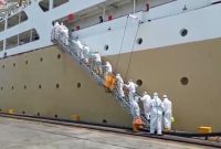 Tenaga kesehatan di Makasar melakukan pemeriksaan ABK Lambelu beberapa waktu lalu (foto: istimewa)