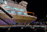 KM Lambelu bersandar di Pelabuhan Laurens Say Maumere, Selasa (7/4) malam
