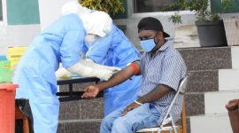 Suasana pengambilan rapid test di Gedung SCC, Sabtu (11/4) pagi