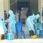 Suasana pengambilan swab di Maumere, beberapa hari lalu