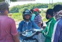 Pengguna yang tidak pakai masker, tidak diizinkan masuk Pasar Alok, Selasa (12/5)