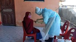 Suasana rapid test di wilayab kepulauan, Minggu (3/5)
