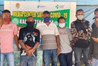 Sejumlah sopir ekspedisi di Kantor Dinas Kesehatan Sikka Jumat (22/5)