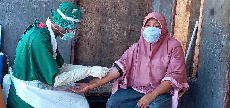 Nur Laila sedang menjalani rapid test, Kamis (28/5)