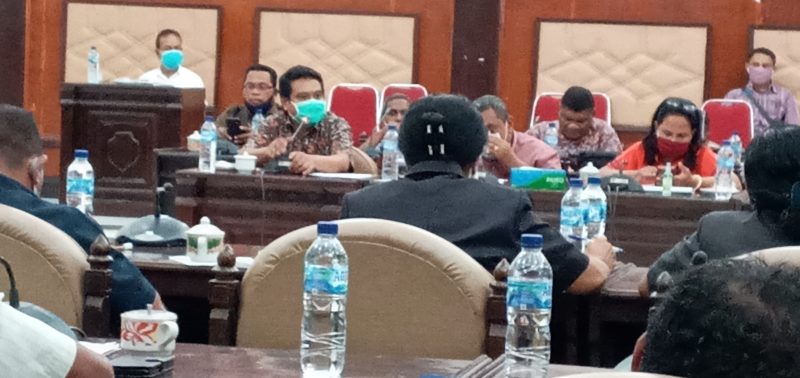 Ketua Fraksi PDIP DPRD Sikka Stefanus Sumandi