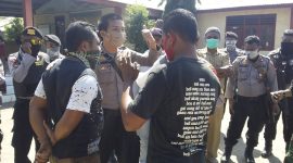 Masyarakat mengadukan persoalan dana BLT yang tidak tepat sasaran, Senin (8/6)