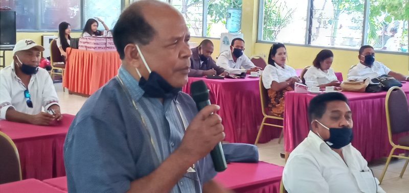 Simon Tapo, pengusaha angkutan kota