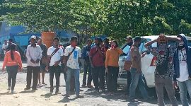 Sejumlah pelaku perjalanan di lokasi karantina terpusat, Rabu (19/8)