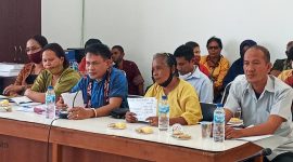 Rapat dengar pendapat antara Komisi 3 DPRD Sikka dan Dinas PKO, Kamis (27/8)