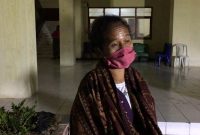 Maria Anelia, ibu kandung EV, pasien positip vorus corona