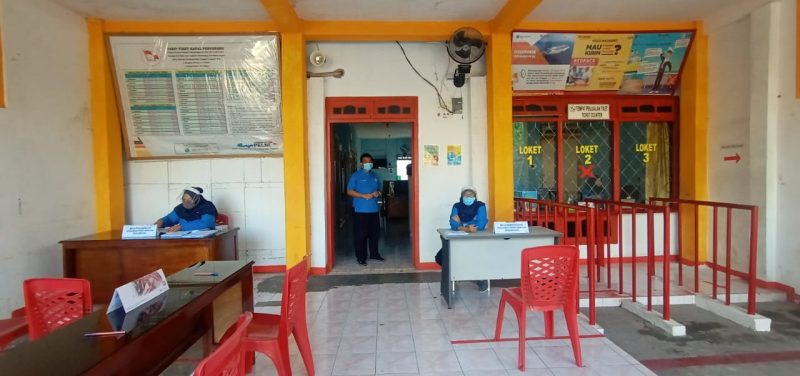 Pelni Maumere membuka penjualan tiket KM Lambelu, Jumat (14/8)