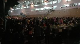 KM Lambelu bersandar di Pelabuhan Larantuka, Selasa (18/8) (foto: istimewa)