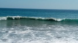 Gelombang Laut Sawu mengancam 38 rumah di Desa Watutedang Kabupaten Sikka, Kamis (17/9)