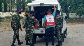 Evakuasi tentara yang positip corona ke Gedung SCC, Kamis (24/9)