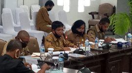 Suasana rapat antara Badan Anggaran DPRD Sikka dan TAPD