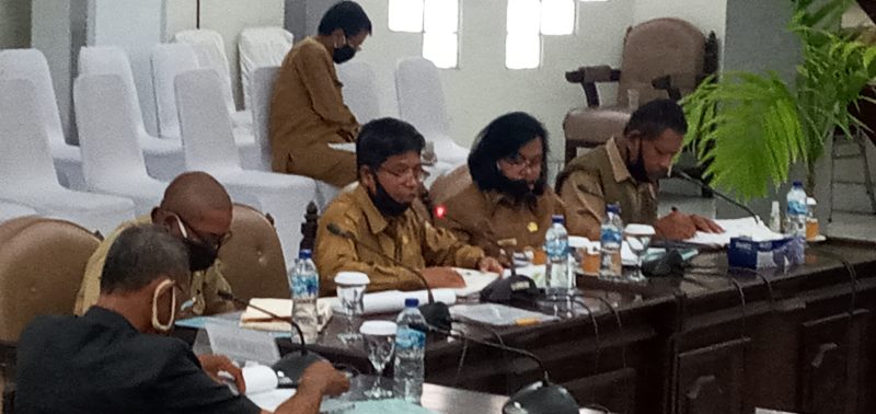 Suasana rapat antara Badan Anggaran DPRD Sikka dan TAPD
