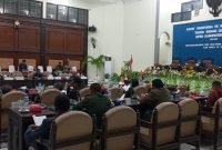 Suasana rapat paripurna penandatanganan MOU KUAPPAS Perubahan 2020, Kamis (1/10)