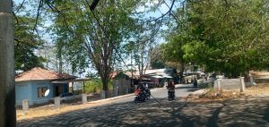 Hati-Hati! Kabel Telkom di Dekat GMIT Ancam Nyawa Pengendara