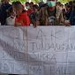 Aksi Forkot di Gedung DPRD Sikka, Kamis (26/11)